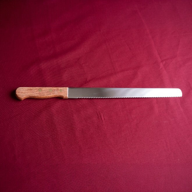 Loyal 30cm wooden handle wavy edge bread knife made in Japan